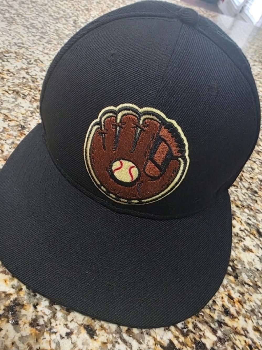 Men's Baseballism "Lefty" Glove with Ball Fitted Hat. Size 7.